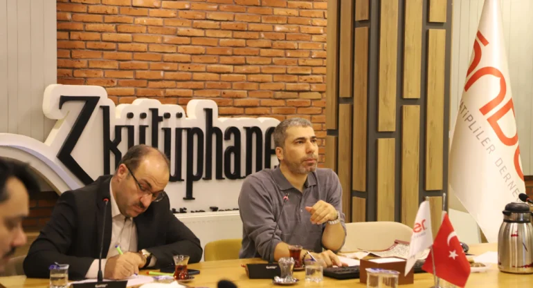 Türkiye’de Din Eğitimi ve İmam Hatip Okulları